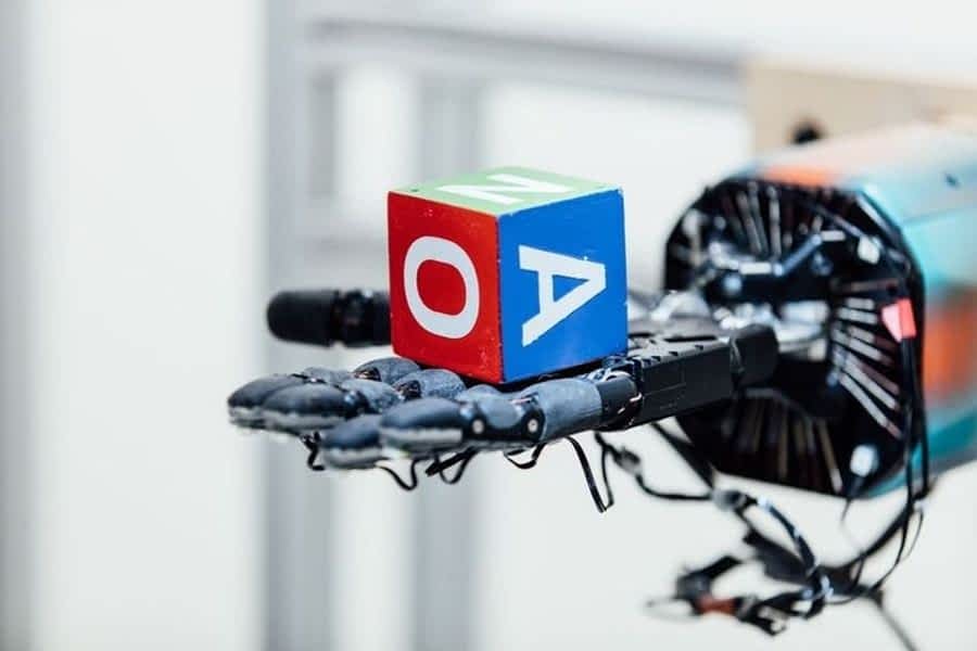  OpenAI